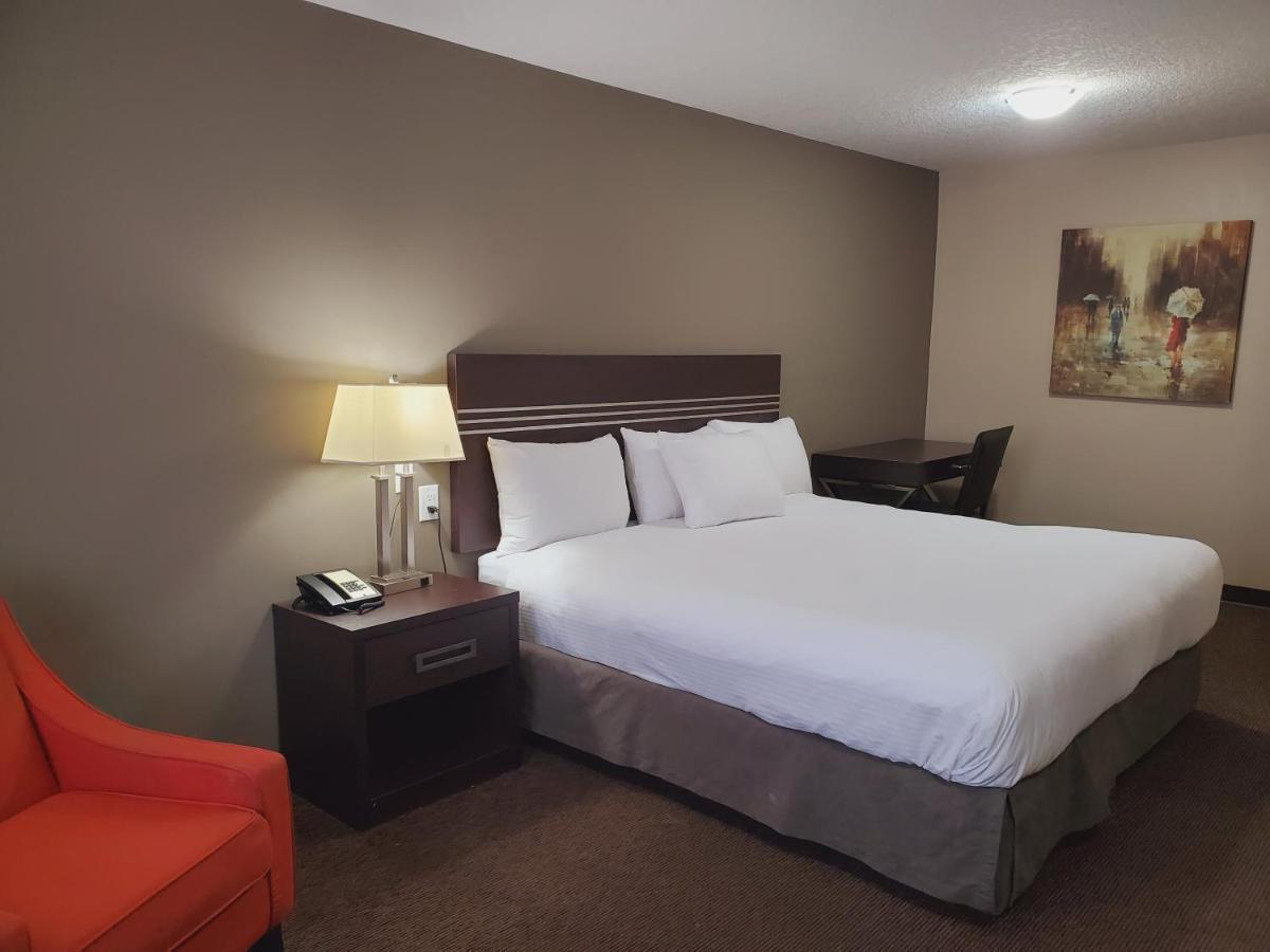 Royal Lodge Edmonton Exteriör bild