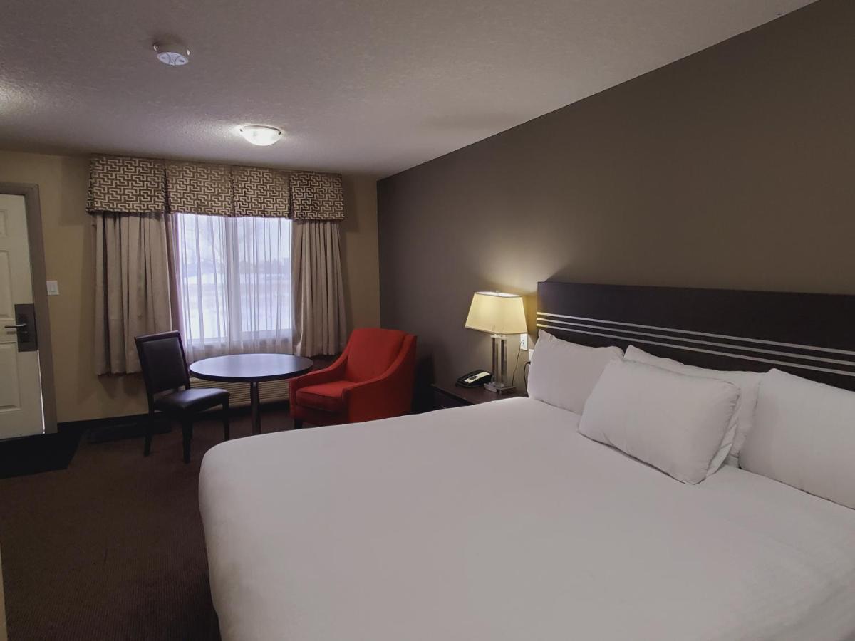 Royal Lodge Edmonton Exteriör bild