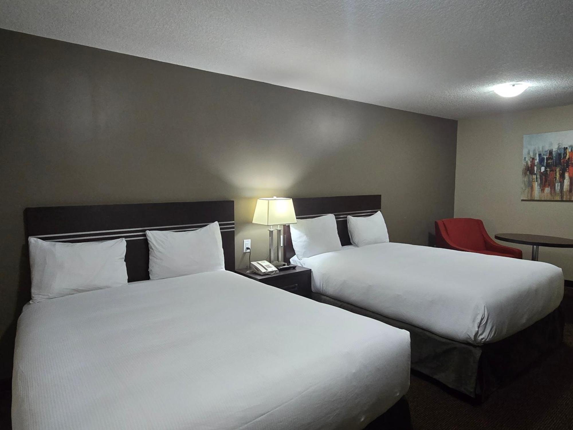 Royal Lodge Edmonton Exteriör bild