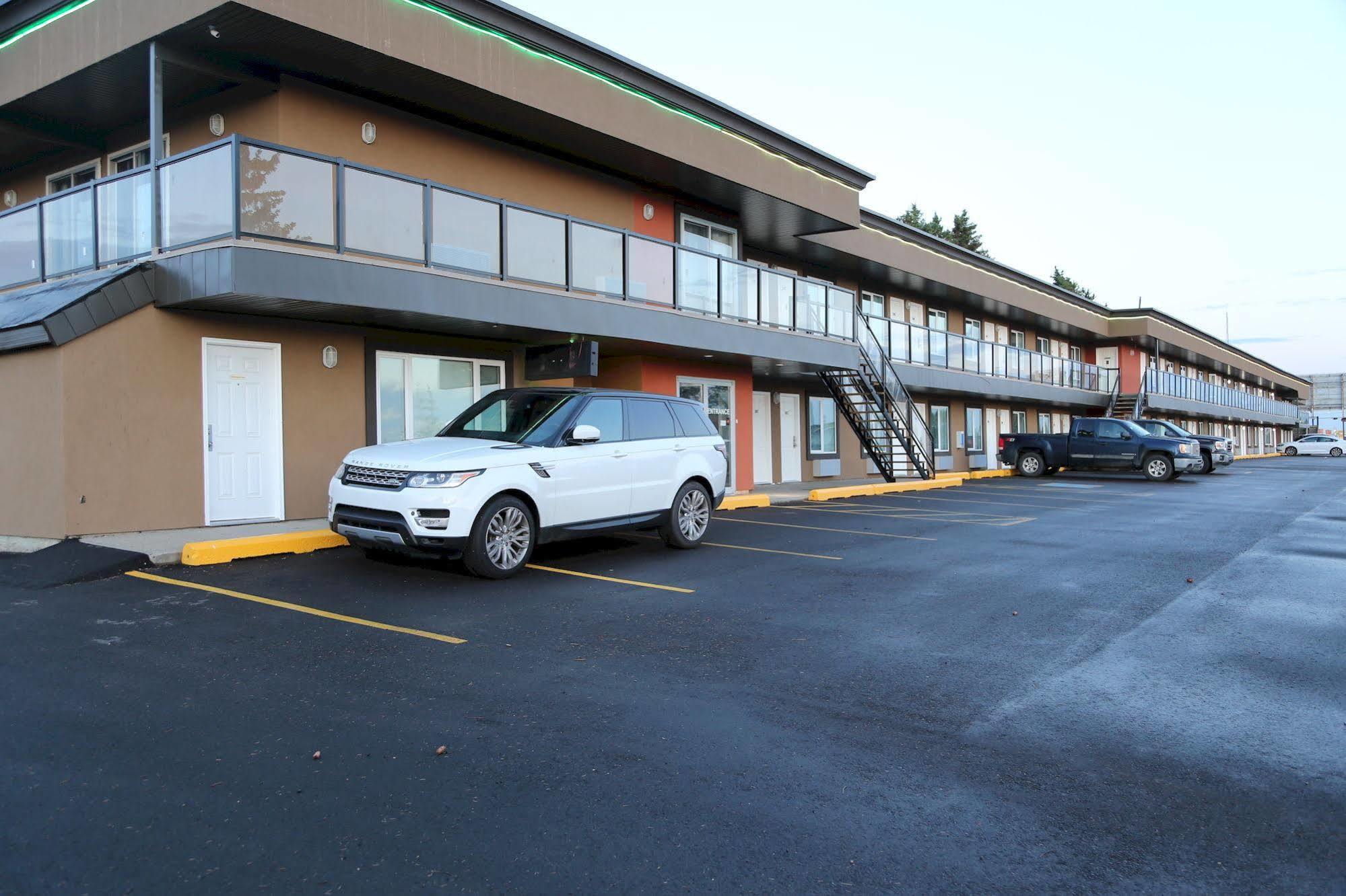 Royal Lodge Edmonton Exteriör bild