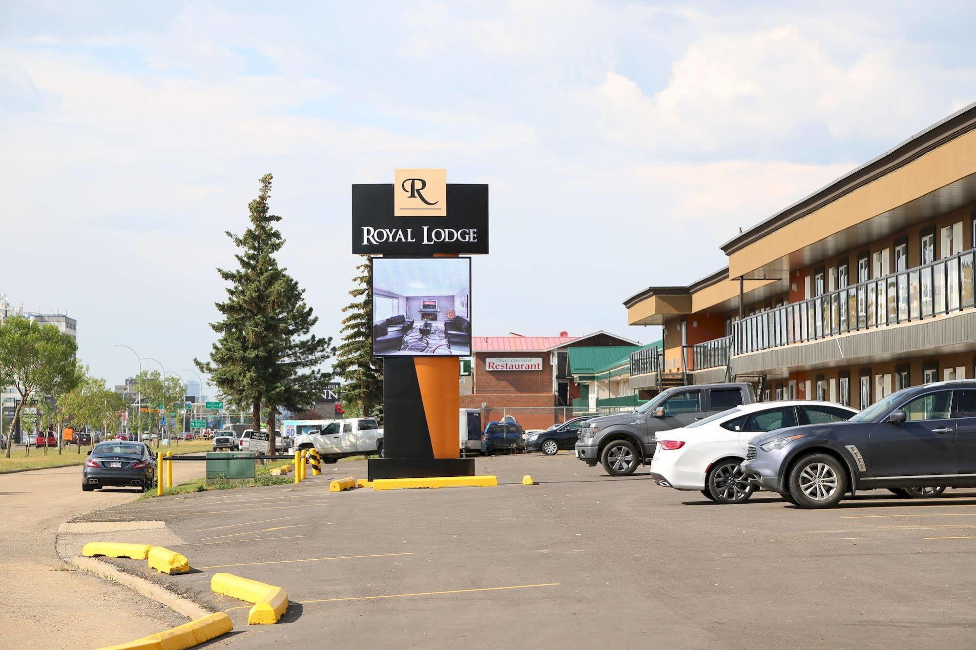 Royal Lodge Edmonton Exteriör bild