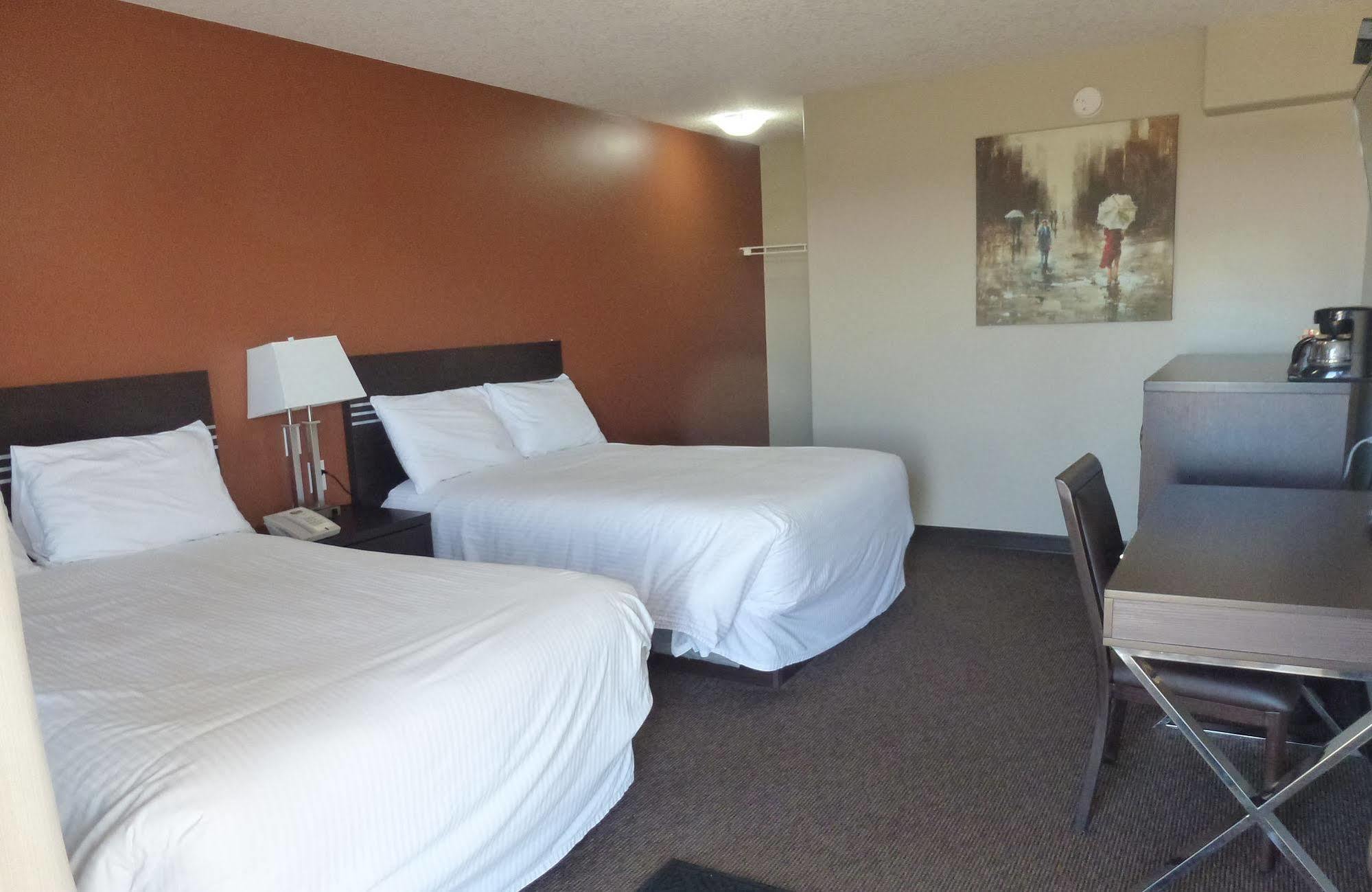 Royal Lodge Edmonton Exteriör bild